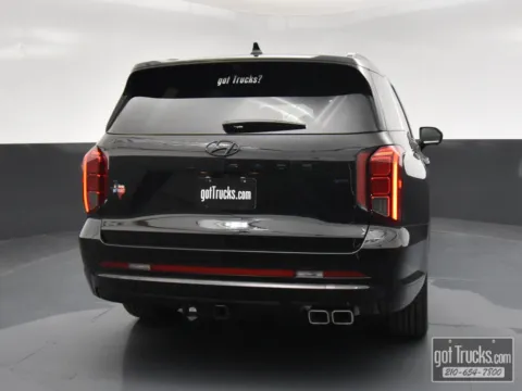 More photos of 2025 Hyundai Palisade Calligraphy Night Edition at Trucks in Texas, TX