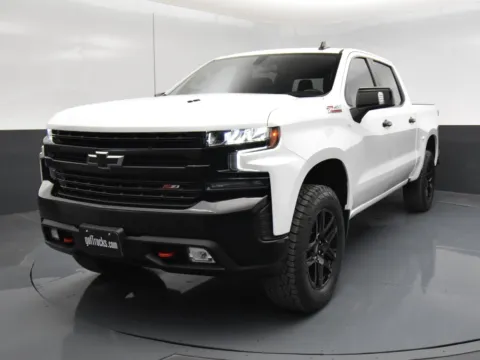 Photos of 2021 Chevrolet Silverado 1500 LT Trail Boss for sale in San Antonio, TX at Trucks in Texas