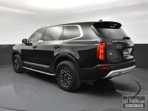 More photos of 2020 Kia Telluride LX at Trucks in Texas, TX
