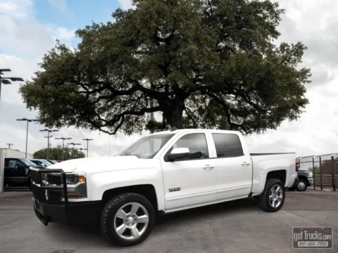 White 2017 Chevrolet Silverado 1500 LT for sale in San Antonio, TX
