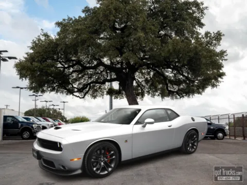 Gray 2021 Dodge Challenger R/T Scat Pack for sale in San Antonio, TX