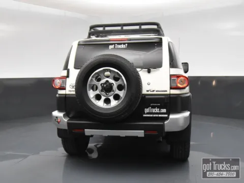 More photos of 2012 Toyota FJ Cruiser 4Wd 4Dr Man at Trucks in Texas, TX