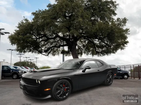 Black 2020 Dodge Challenger R/T for sale in San Antonio, TX