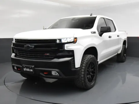 Photos of 2020 Chevrolet Silverado 1500 LT Trail Boss for sale in San Antonio, TX at Trucks in Texas