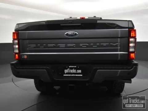 More photos of 2022 Ford Super Duty F-350 SRW LARIAT at Trucks in Texas, TX