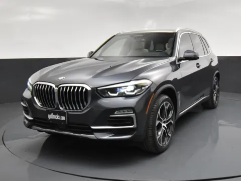 Photos of 2020 BMW X5 sDrive40i for sale in San Antonio, TX at Trucks in Texas