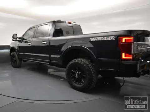 More photos of 2022 Ford Super Duty F-250 SRW Platinum at Trucks in Texas, TX