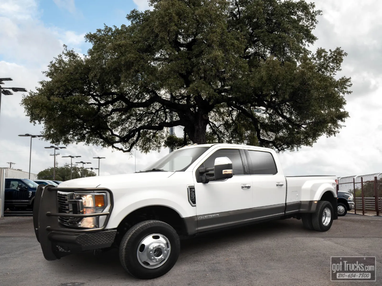 White 2020 Ford Super Duty F-350 DRW King Ranch for sale in San Antonio, TX