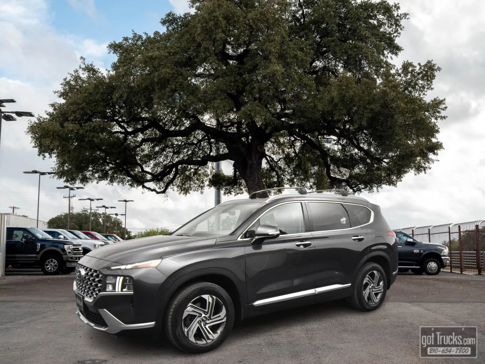 Gray 2022 Hyundai Santa Fe SEL for sale in San Antonio, TX