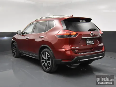 More photos of 2019 Nissan Rogue SL at got Trucks?, TX