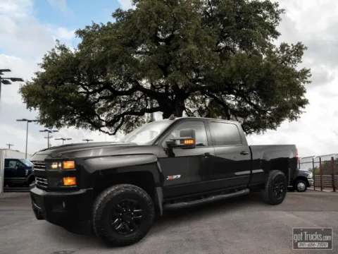 Black 2019 Chevrolet Silverado 2500HD LTZ for sale in San Antonio, TX
