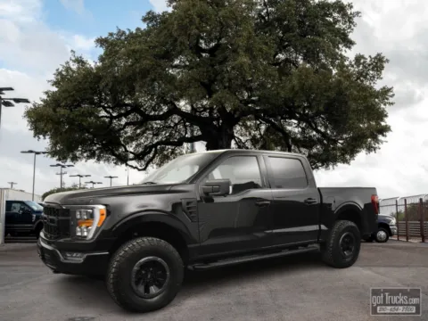 Black 2022 Ford F-150 XLT for sale in San Antonio, TX
