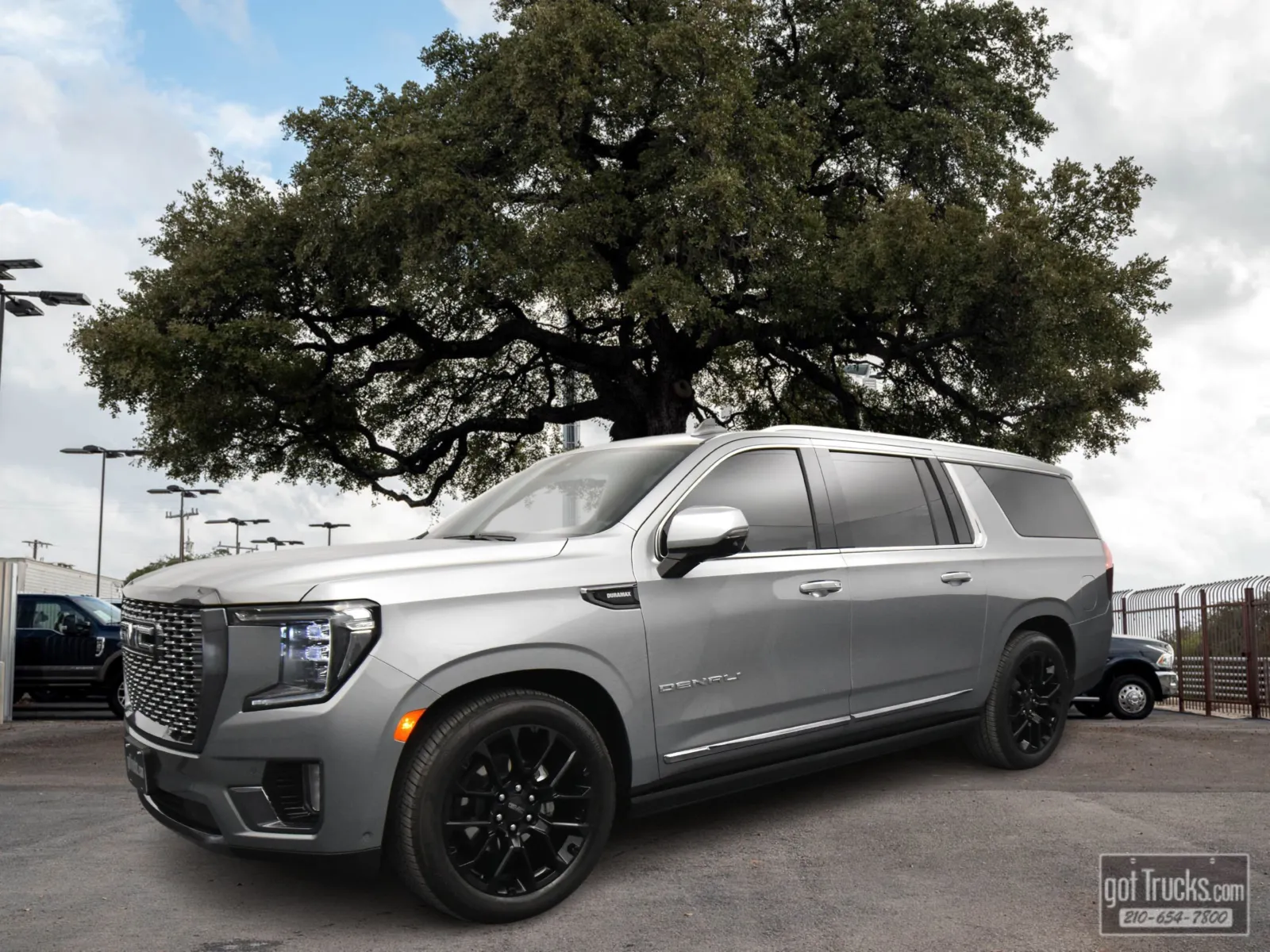 Gray 2024 GMC Yukon XL Denali Ultimate for sale in San Antonio, TX