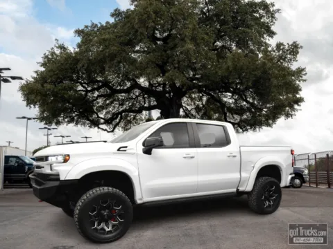 White 2020 Chevrolet Silverado 1500 RST for sale in San Antonio, TX
