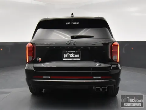 More photos of 2024 Hyundai Palisade Calligraphy Night Edition at got Trucks?, TX
