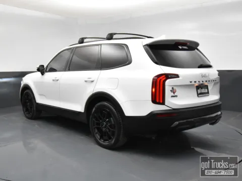 More photos of 2022 Kia Telluride SX at got Trucks?, TX