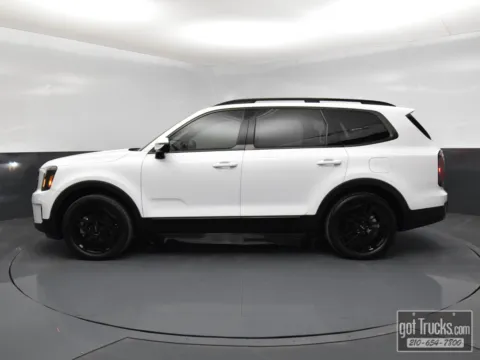 Another view of 2024 Kia Telluride SX Prestige X-Line for sale in San Antonio, TX at got Trucks?