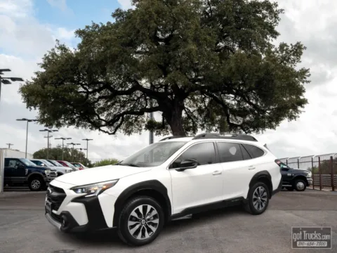 White 2024 Subaru Outback Limited for sale in San Antonio, TX