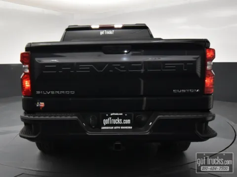 More photos of 2022 Chevrolet Silverado 1500 Custom at got Trucks?, TX