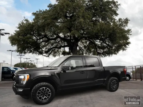 Black 2022 Ford F-150 XLT for sale in San Antonio, TX