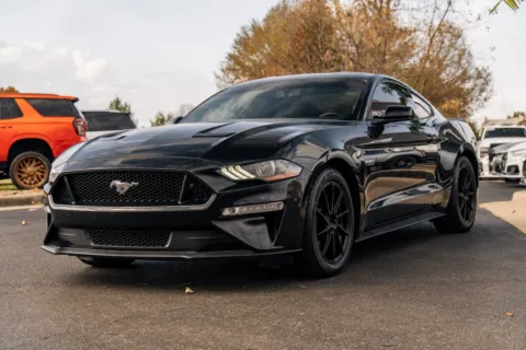 More photos of 2018 Ford Mustang GT at Lux Motors, IN