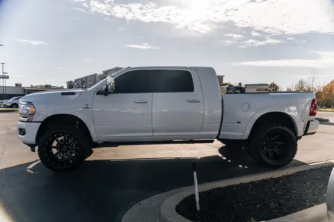 More photos of 2020 Ram 3500 Limited at Lux Motors, IN