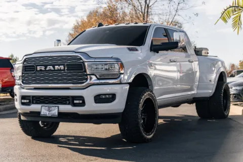 More photos of 2020 Ram 3500 Limited at Lux Motors, IN