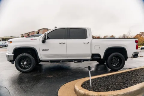 More photos of 2021 Chevrolet Silverado 2500HD LTZ at Lux Motors, IN