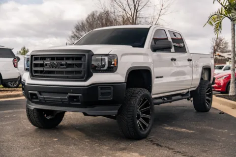 More photos of 2015 GMC Sierra 1500 at Lux Motors, IN