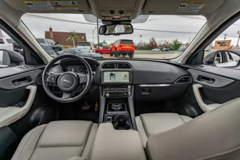 Photos of 2017 Jaguar F-PACE 35t Prestige for sale in Evansville, IN at Lux Motors