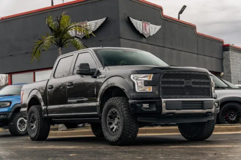 Black 2017 Ford F-150 XLT for sale in Evansville, IN