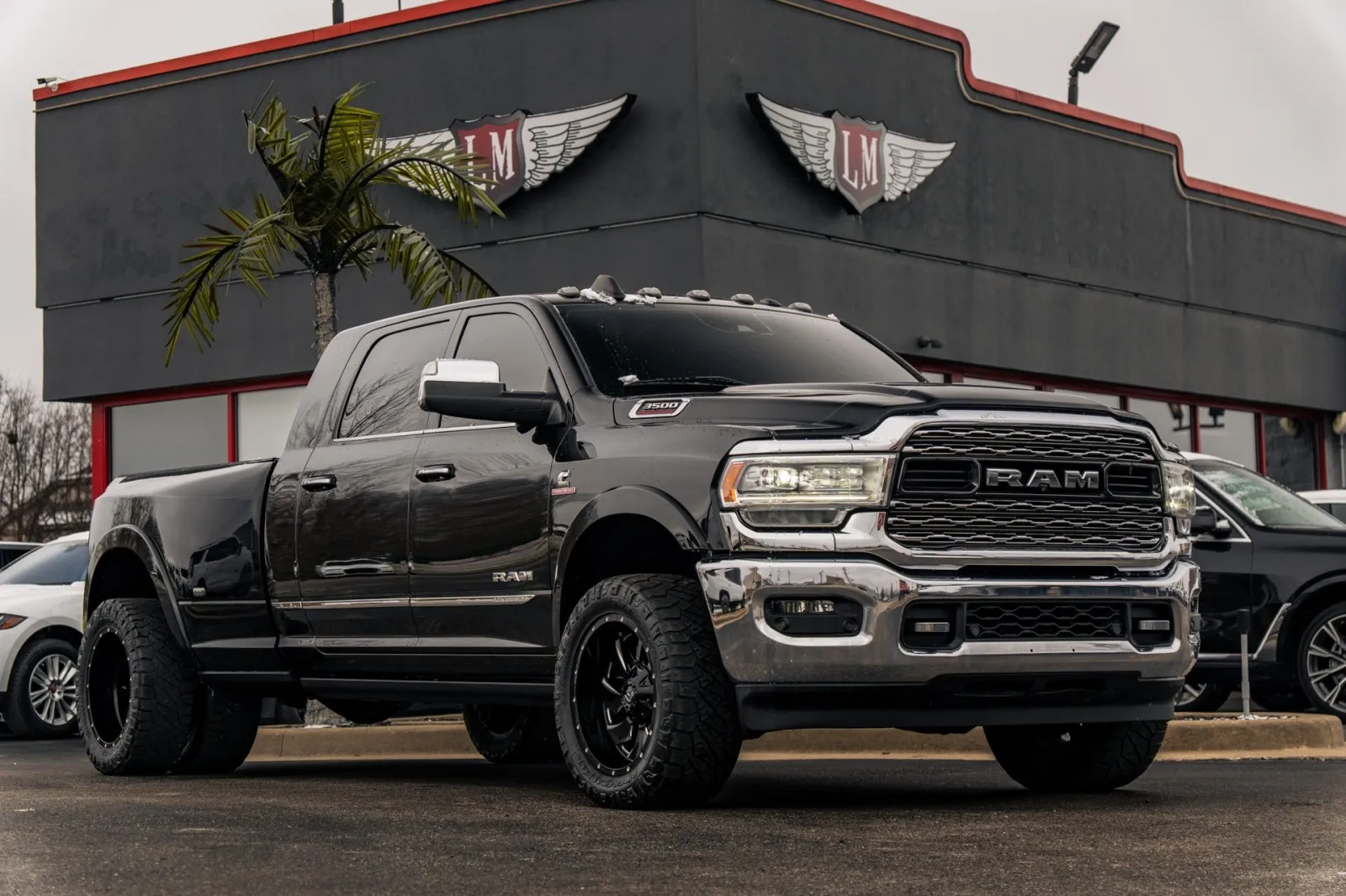 Black 2019 Ram 3500 Limited for sale in Evansville, IN