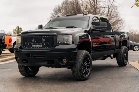 More photos of 2013 GMC Sierra 2500HD Denali at Lux Motors, IN