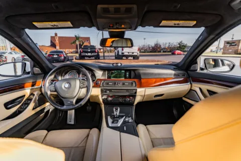 Photos of 2013 BMW M5 for sale in Evansville, IN at Lux Motors