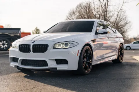More photos of 2013 BMW M5 at Lux Motors, IN