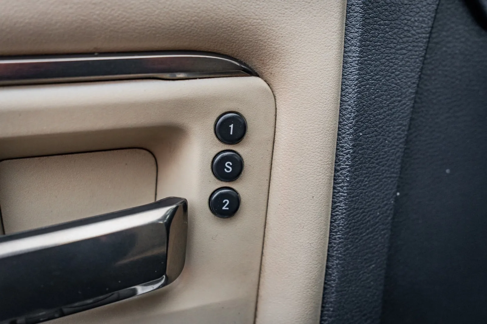 2021 RAM Ram 2500 Pickup Laramie Limited - Photo 19