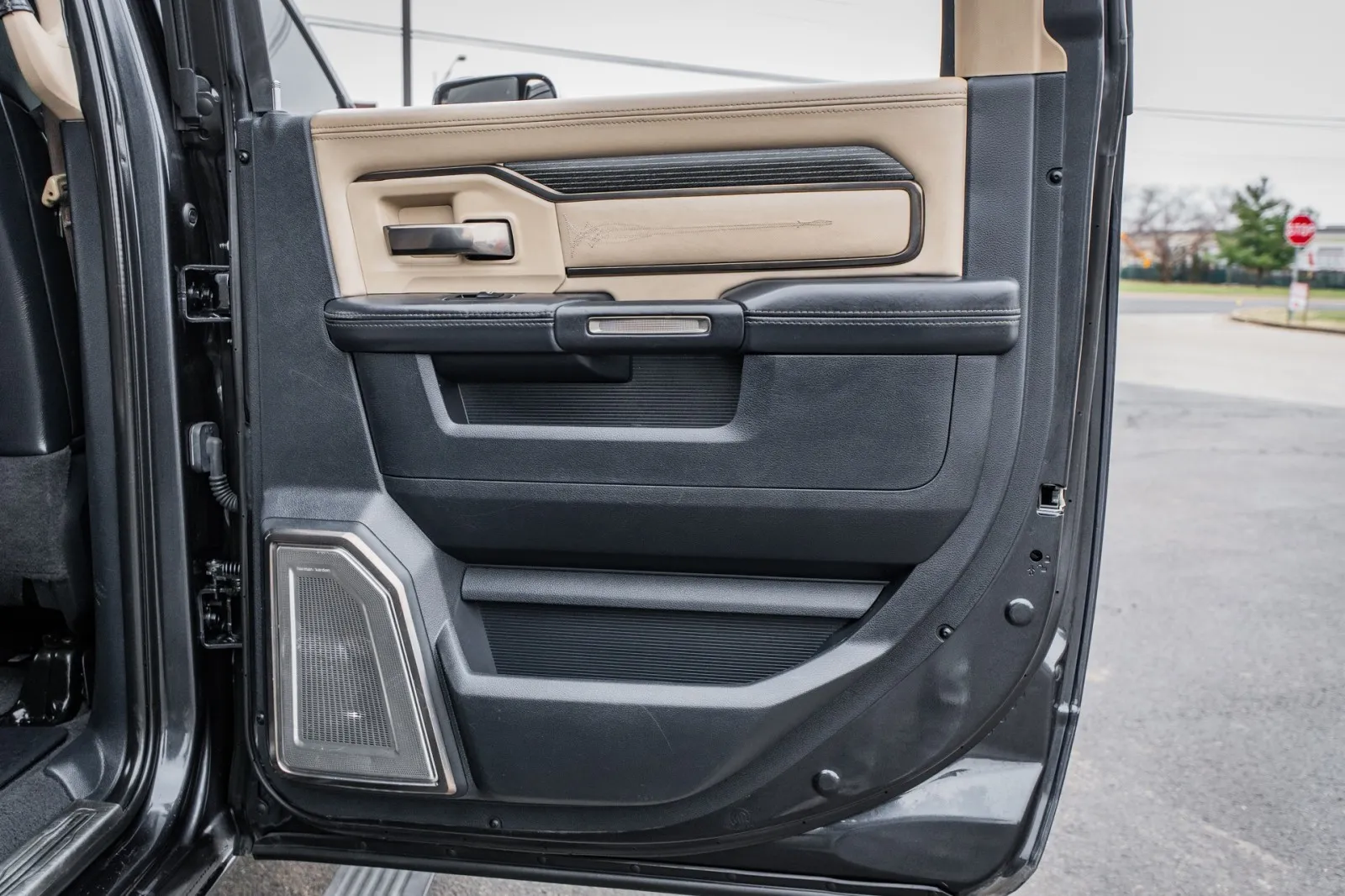 2021 RAM Ram 2500 Pickup Laramie Limited - Photo 38