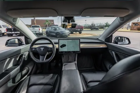 Photos of 2021 Tesla Model Y Long Range for sale in Evansville, IN at Lux Motors