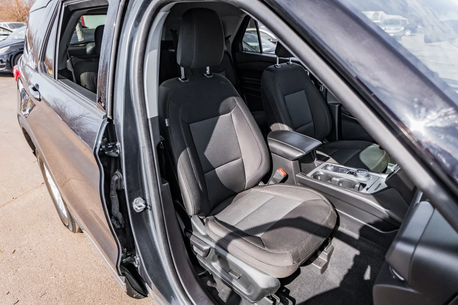 2022 Ford Explorer XLT - Photo 32