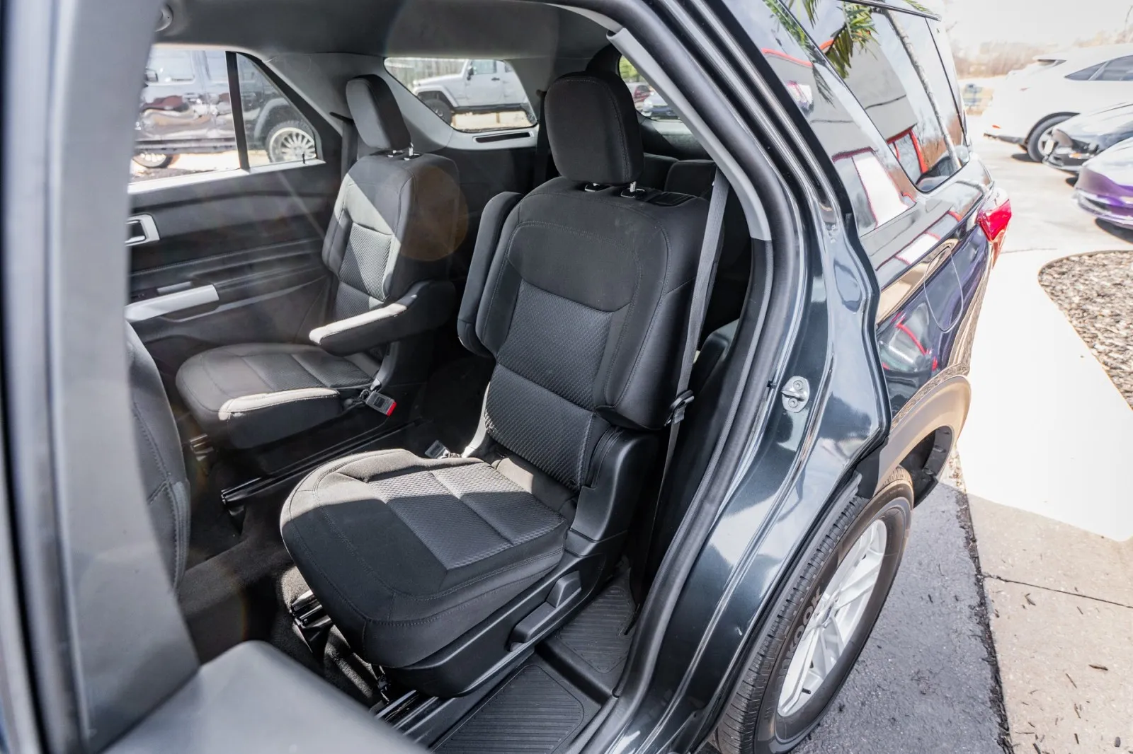 2022 Ford Explorer XLT - Photo 35