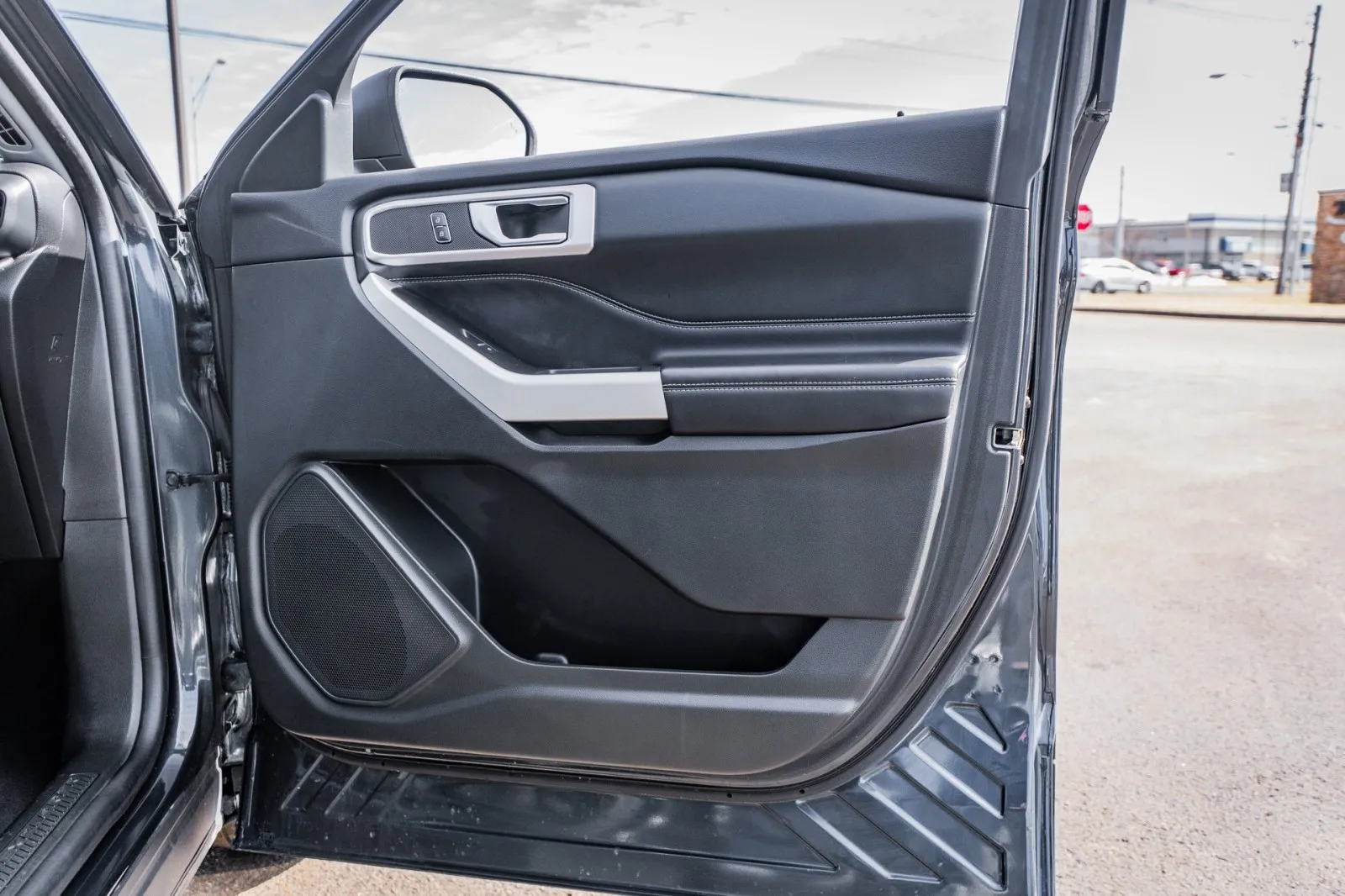 2022 Ford Explorer XLT - Photo 31