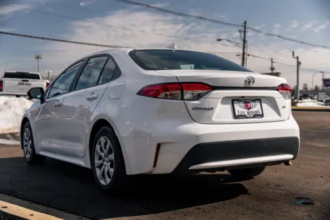 More photos of 2022 Toyota Corolla LE at Lux Motors, IN