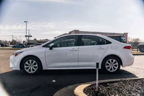 More photos of 2022 Toyota Corolla LE at Lux Motors, IN