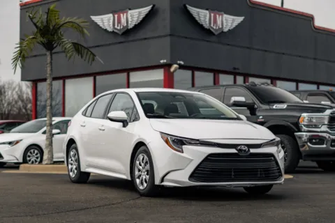 White 2024 Toyota Corolla LE for sale in Evansville, IN