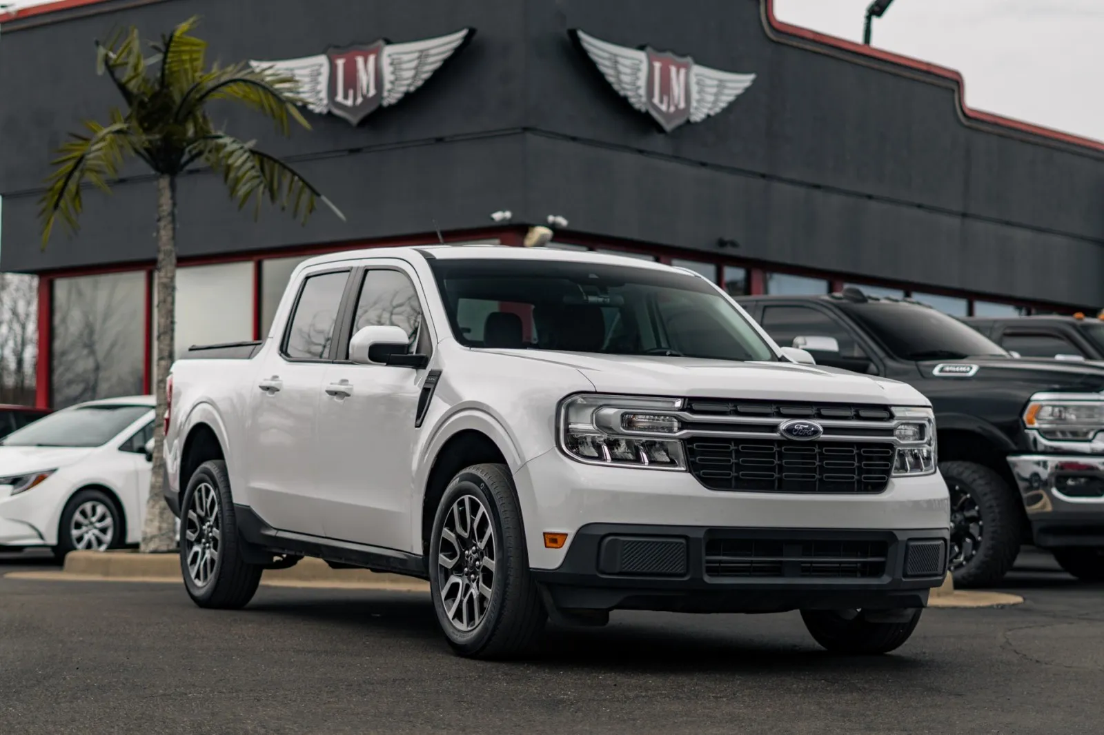 White 2022 Ford Maverick LARIAT for sale in Evansville, IN