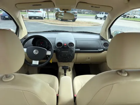 Photos of 2009 Volkswagen New Beetle Coupe S for sale in Evansville, IN at Lux Motors