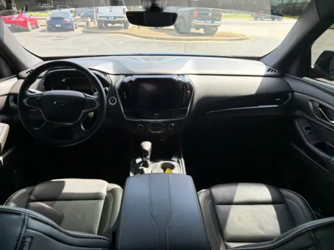 Photos of 2023 Chevrolet Traverse Premier for sale in Evansville, IN at Lux Motors