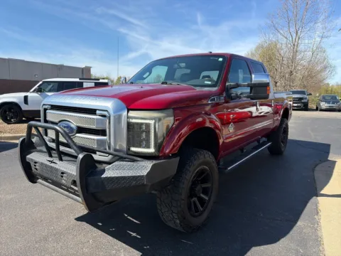 More photos of 2015 Ford Super Duty F-350 SRW Platinum at Lux Motors, IN