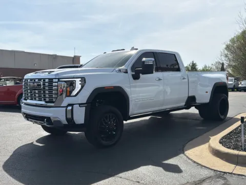 More photos of 2025 GMC Sierra 3500HD Denali at Lux Motors, IN