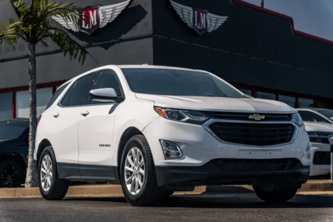 White 2020 Chevrolet Equinox LT for sale in Evansville, IN
